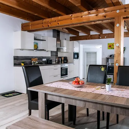 Schwabenhof Apartment *